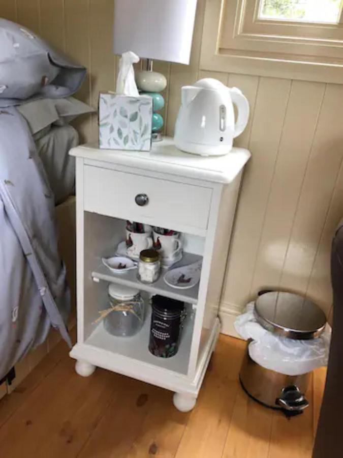 Shepherds Hut At The Retreat Luxury tent *